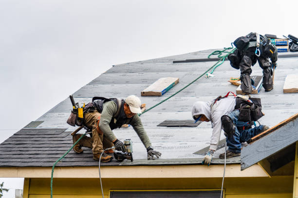 Professional Gutter Installation technician working in Buchanan, NY